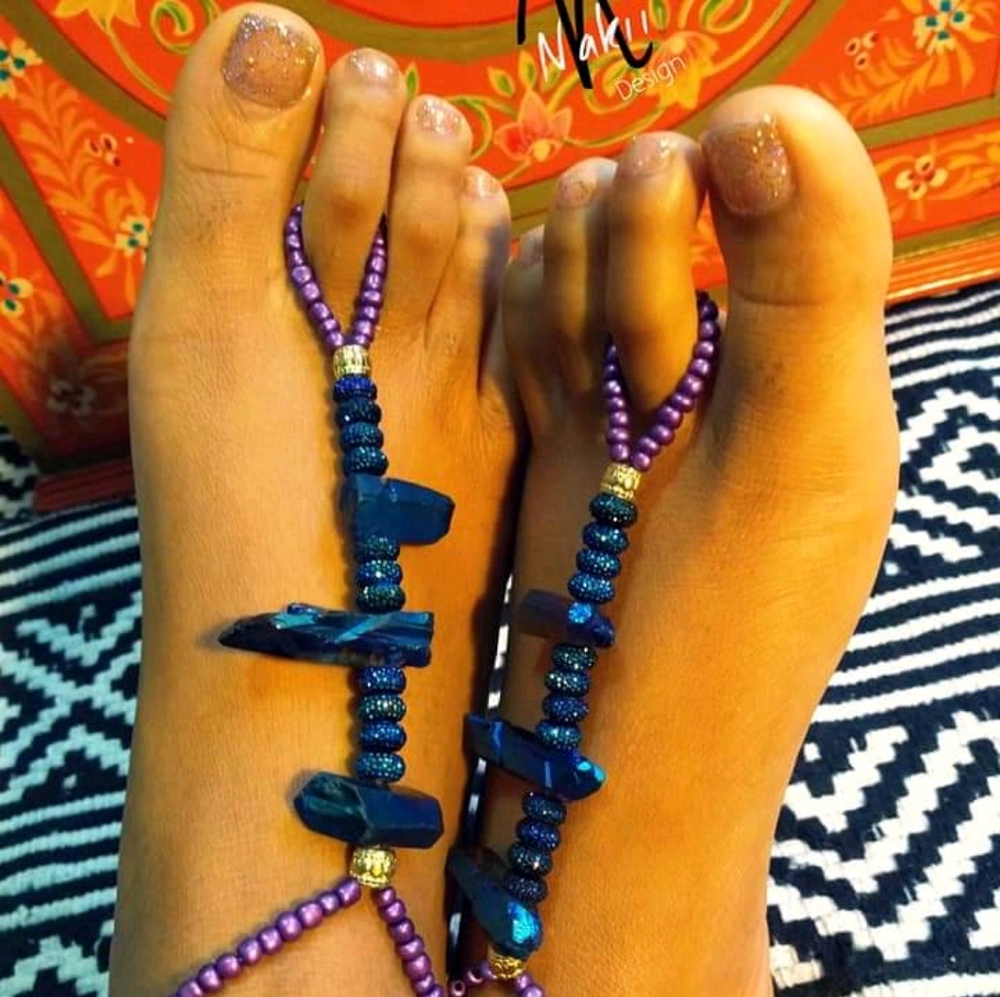 Handcrafted Titanium Quartz Barefoot Sandals - Picture 1 of 2